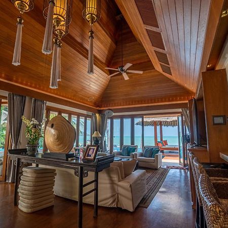 באנג ראק Upni Duniya - Luxury, Beachfront 9-Suites Villa מראה חיצוני תמונה